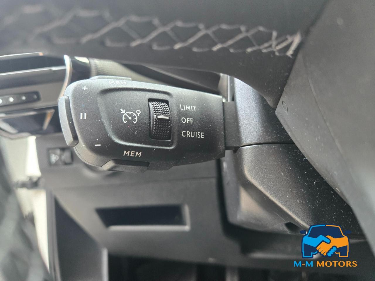 DS DS7 Crossback 1.2 puretech Business 130cv