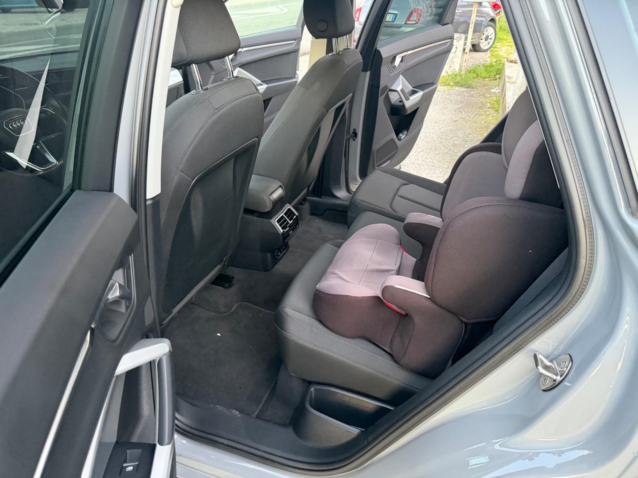 Audi Q3 35 tdi S Line quattro