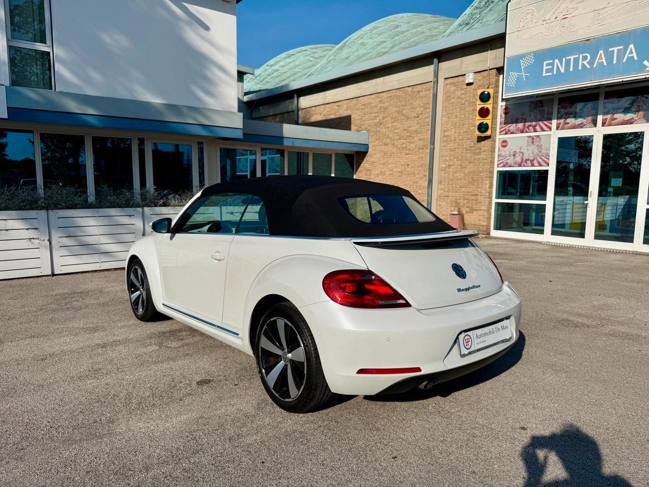Volkswagen Maggiolino Cabrio 1.6 TDI Design 105cv