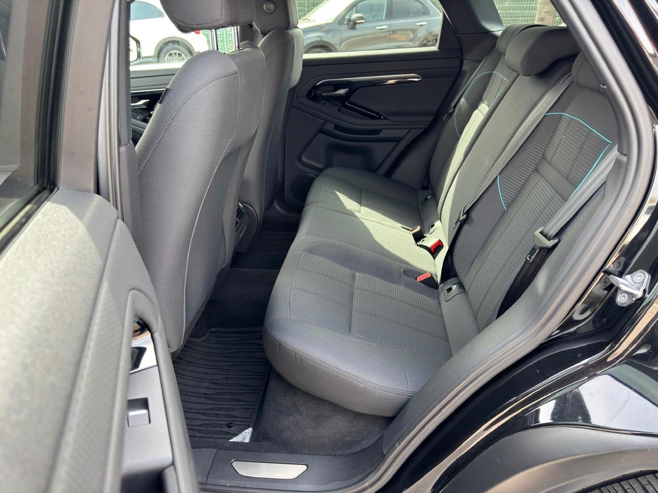 Range Rover Evoque 2.0D 163cv R-Dynamic 2021