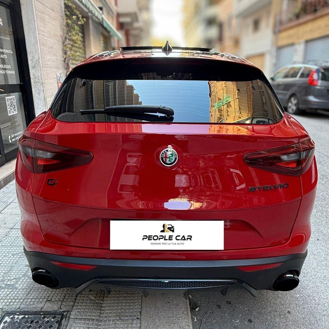 Alfa Romeo Stelvio 2.0 Turbo 280 CV AT8 Q4 Super