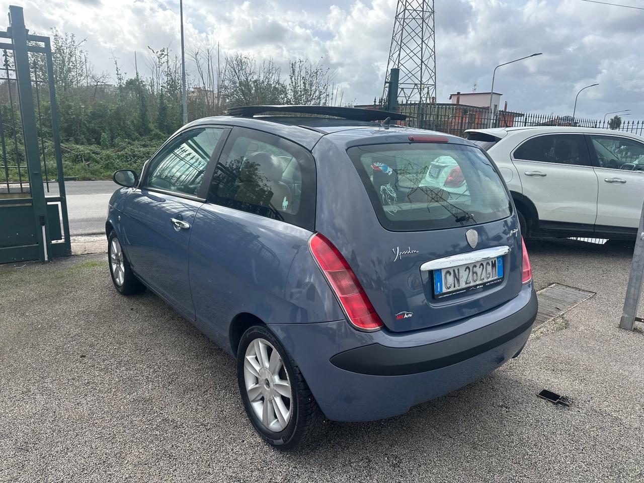 Lancia Ypsilon 1.3 Multijet 2004 12 MESI DI GARANZIA