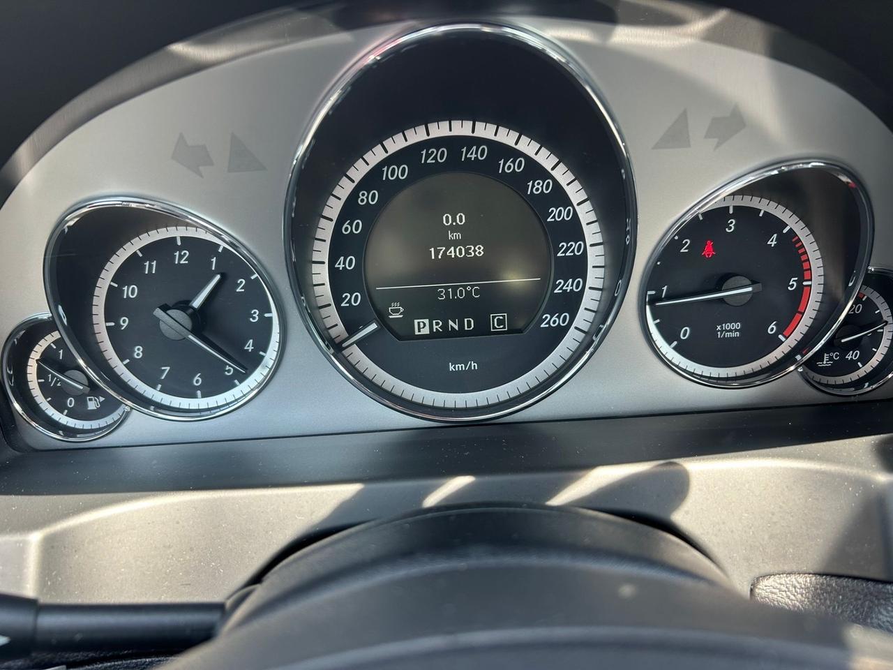 Mercedes-benz E 220 CDI BlueEFFICIENCY coupè