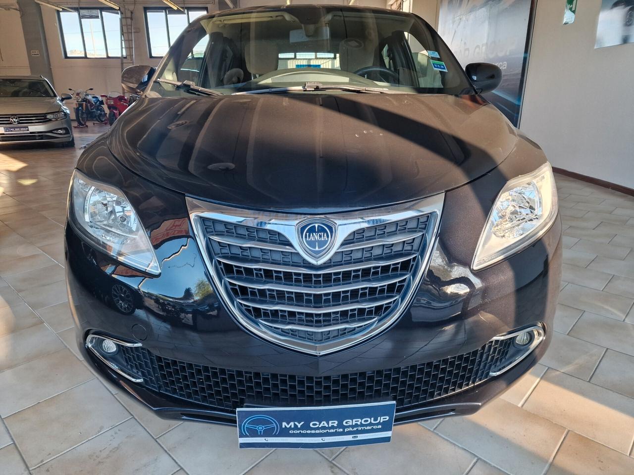 Lancia Ypsilon 1.2 69 CV 5 porte S&S Gold