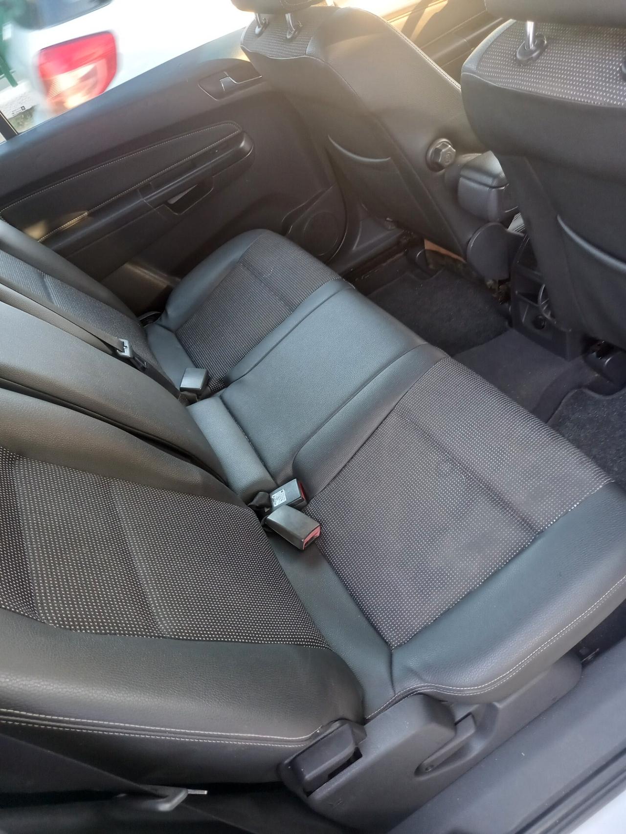 Opel Zafira 1.9 CDTI 120CV Cosmo 7 POSTI
