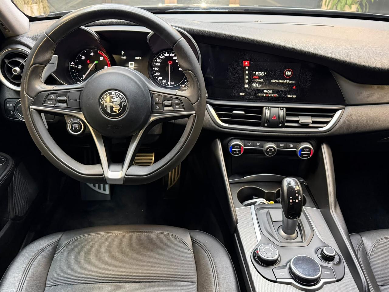 Alfa Romeo Giulia 2.2 Turbodiesel 180 CV AT8 Sport Edition