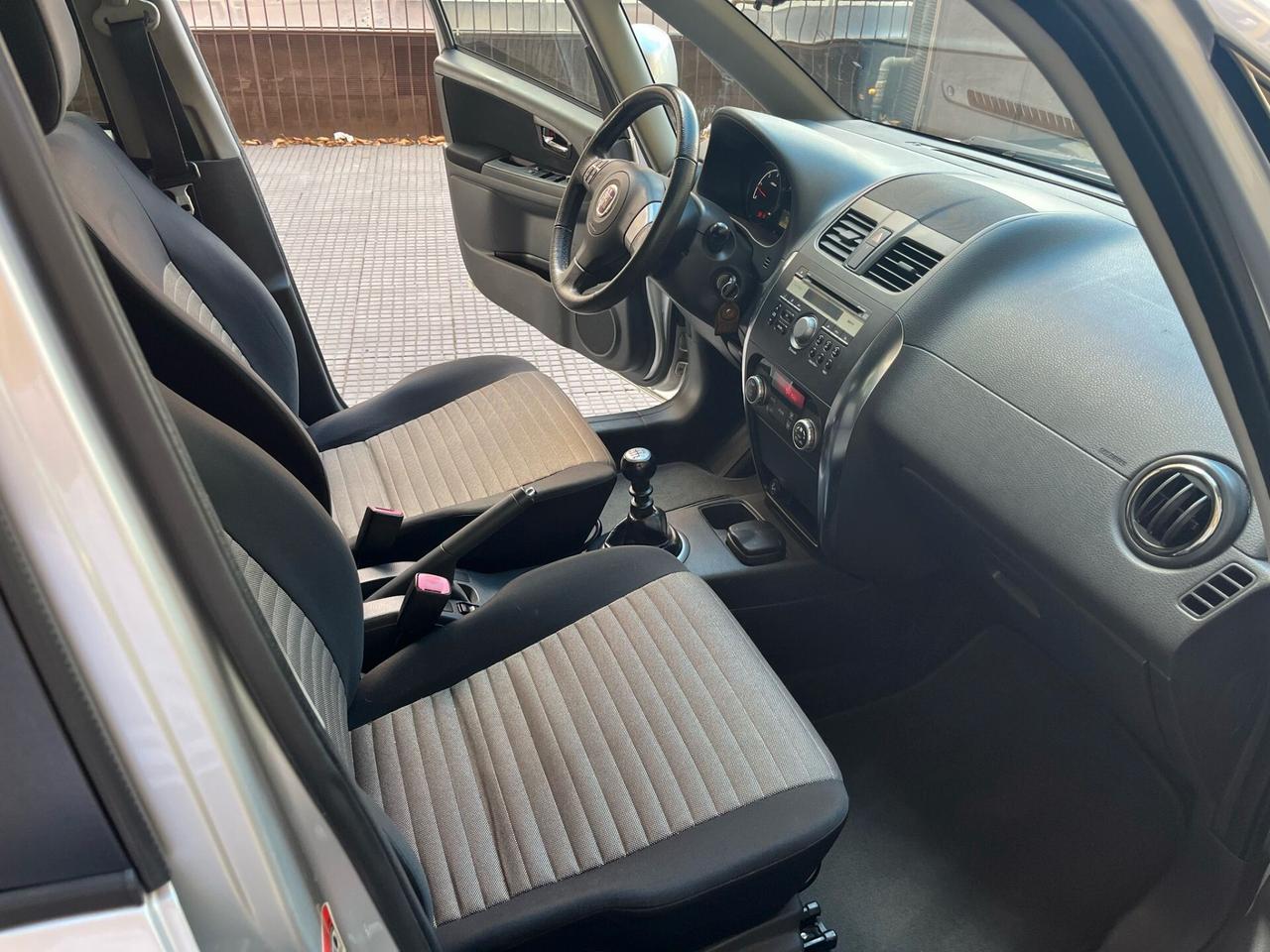 Fiat Sedici 2.0 MJT 16V DPF 4x4 Emotion