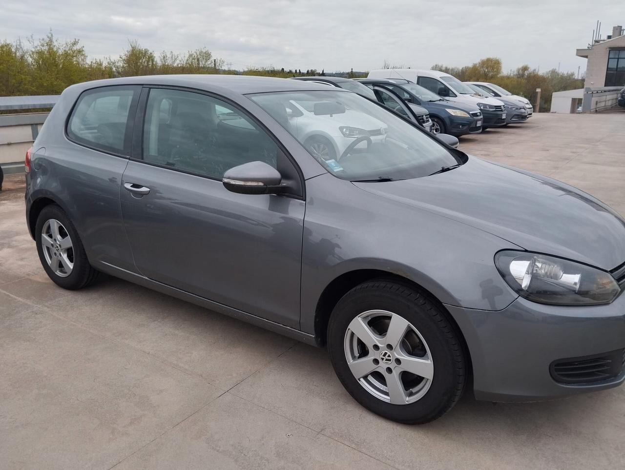 Volkswagen Golf 1.6 TDI 3p. Highline - 2010