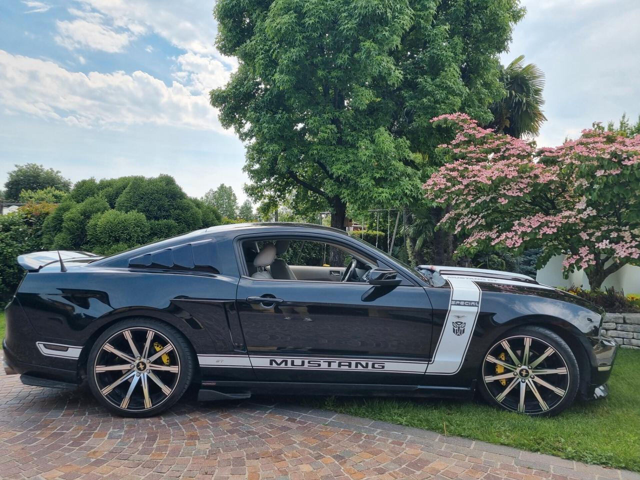 Ford Mustang 4.0cc V6 213cv NO SUPRBOLLO!!!!