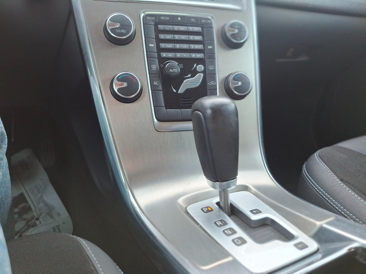 Volvo XC 60 XC60 D3 Geartronic Momentum