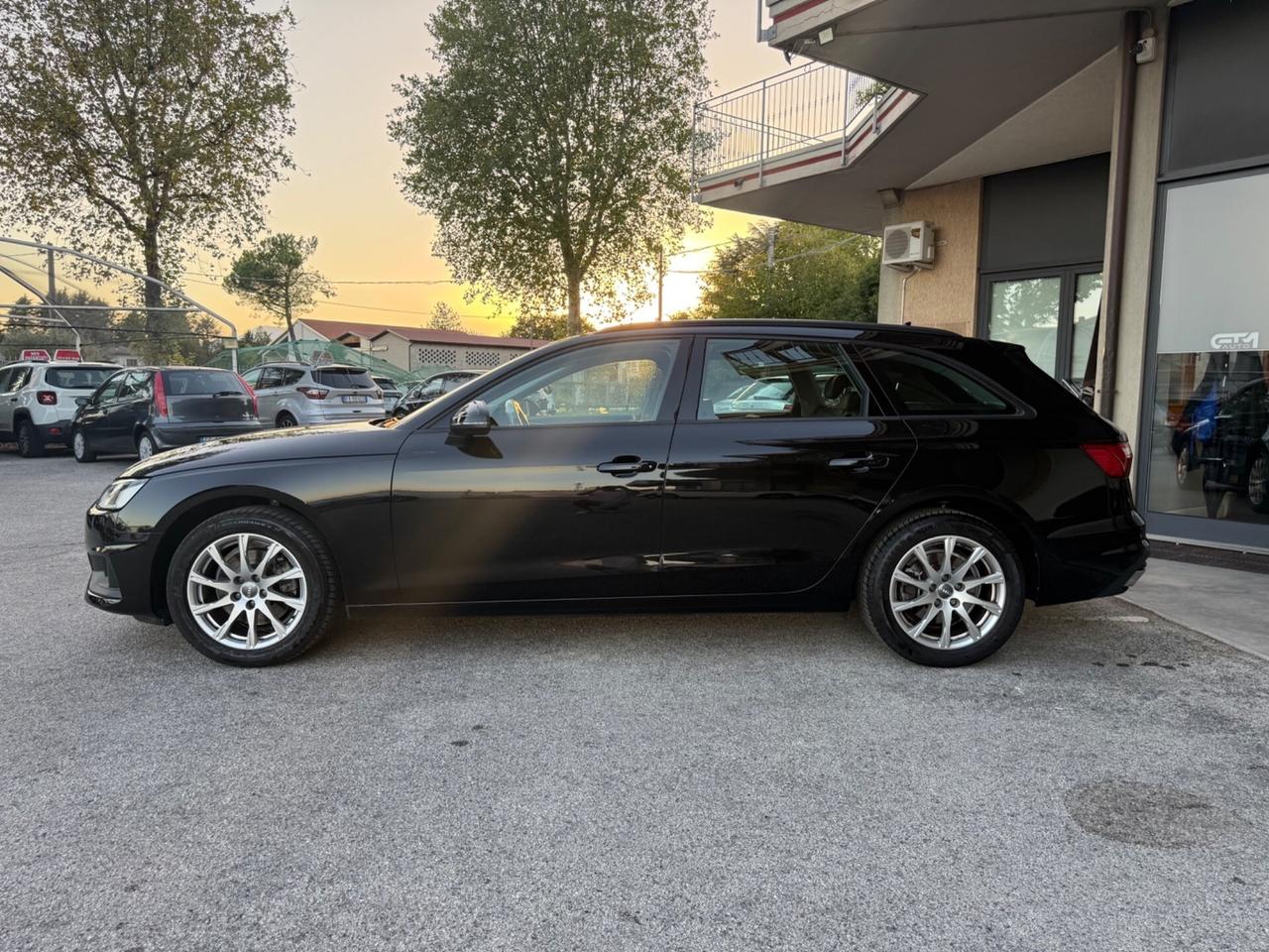 Audi A4 35 TDI/163 CV S tronic - Automatica