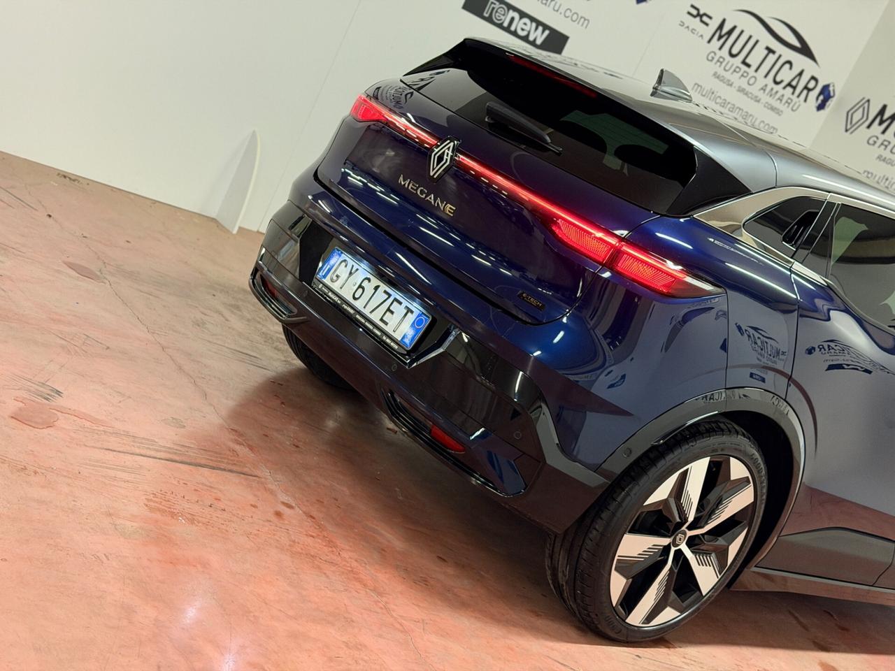 Renault Megane E-Tech Electric 220 CV Comfort Range AC22 Techno