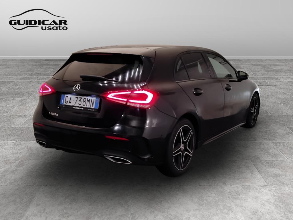 Mercedes-Benz Classe A - W177 2018 - A 180 d Premium auto