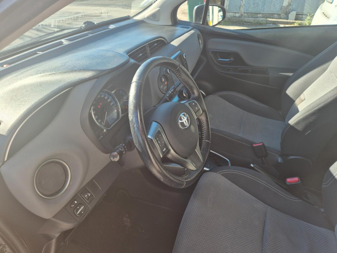 Toyota Yaris 1.5 Hybrid 5 porte Active