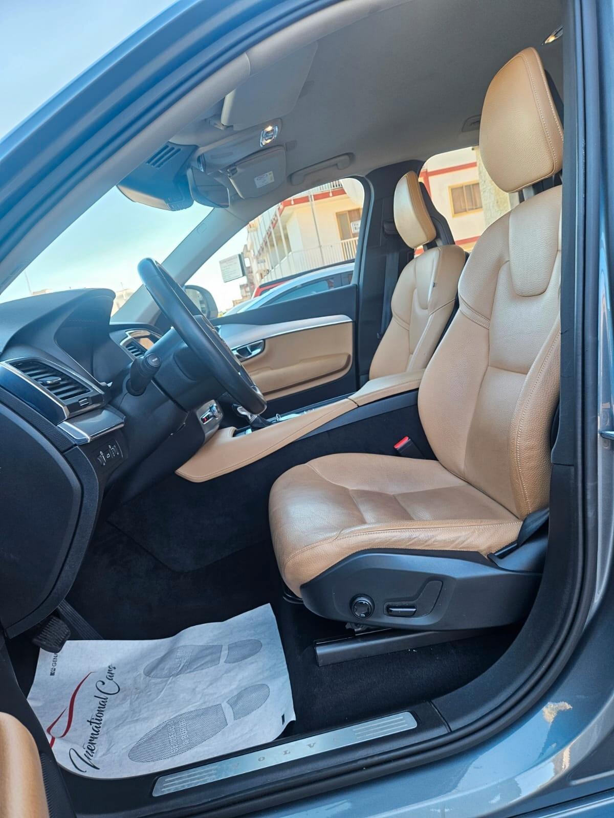 XC90 D5 AWD 7posti Inscription gancio traino elettrico