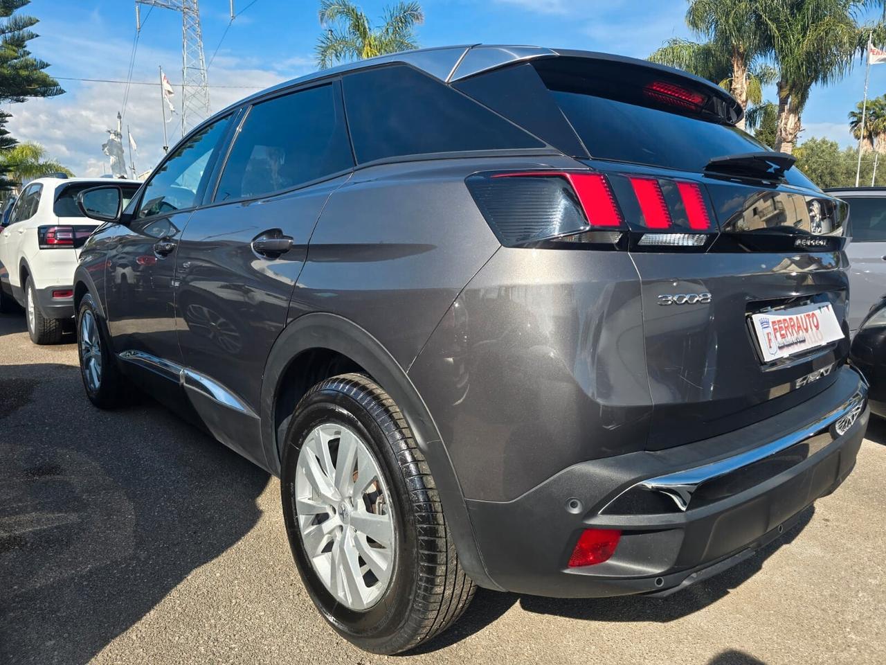 PEUGEOT 3008 EAT8 130CV ALLURE PACK FULL