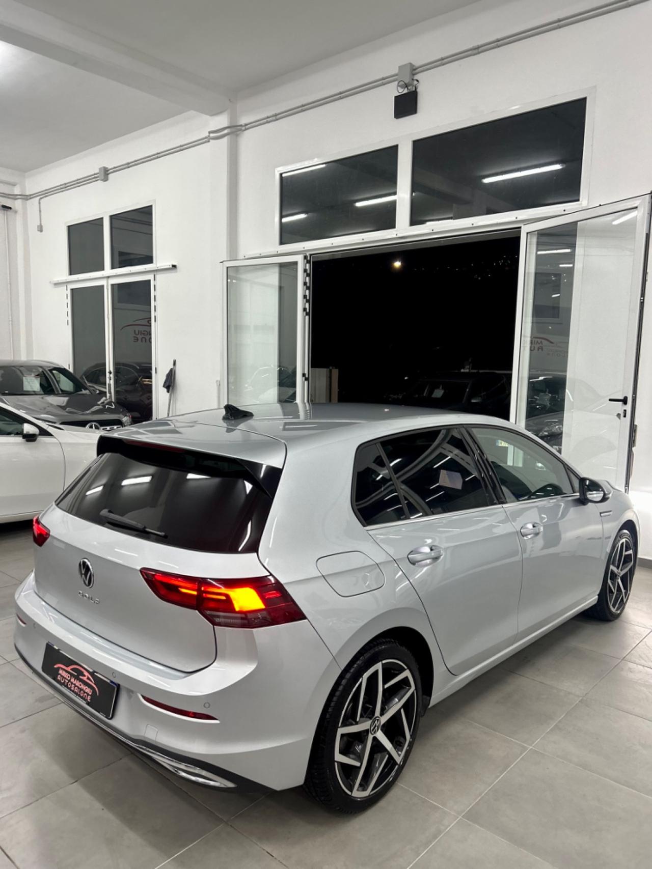 VW Golf 8 2.0 TDI DSG SCR Style FINANZIABILE