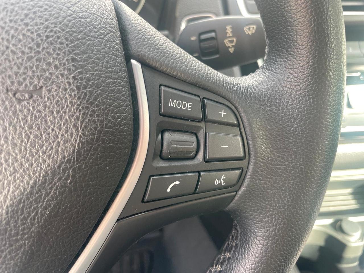 Bmw 218d Cabrio Advantage auto