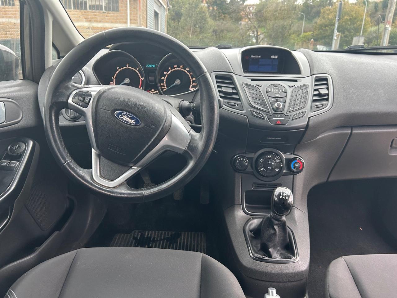 Ford Fiesta 1.5 TDCi 75CV 5 porte Business