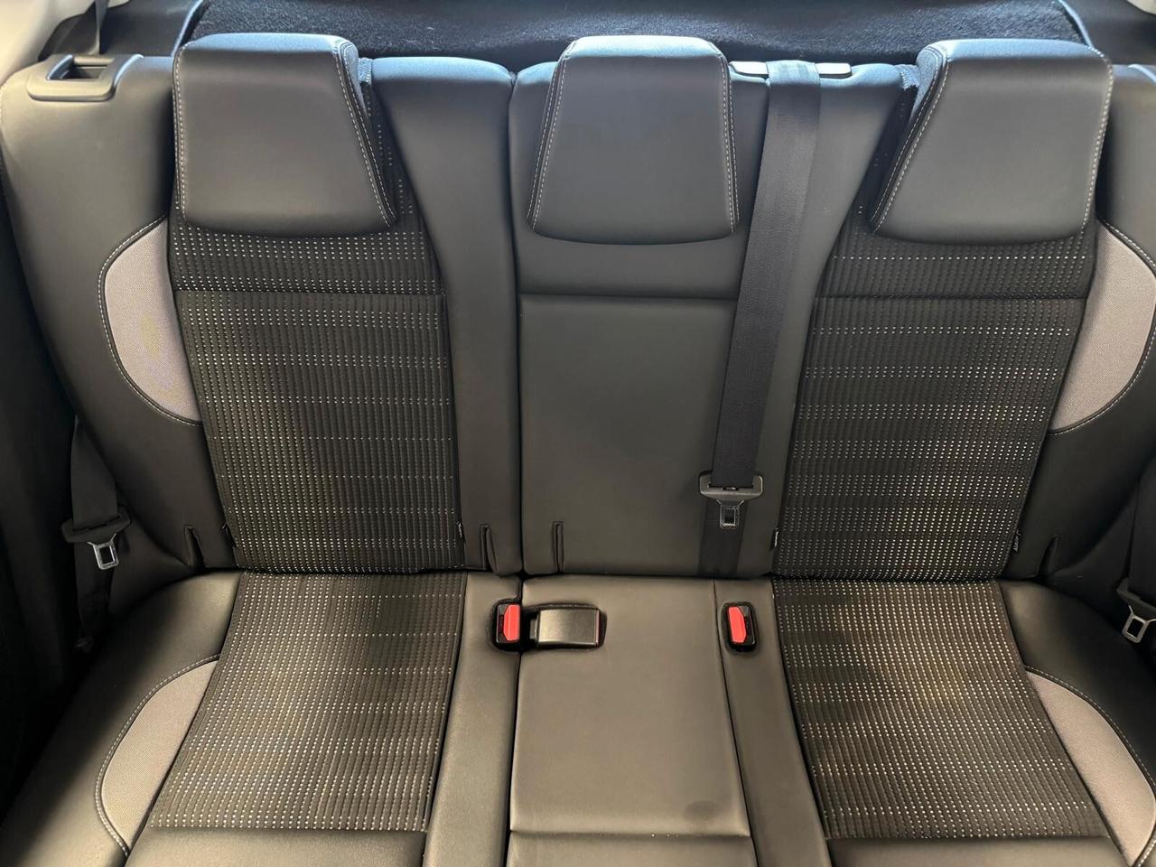 Peugeot 2008 manuale