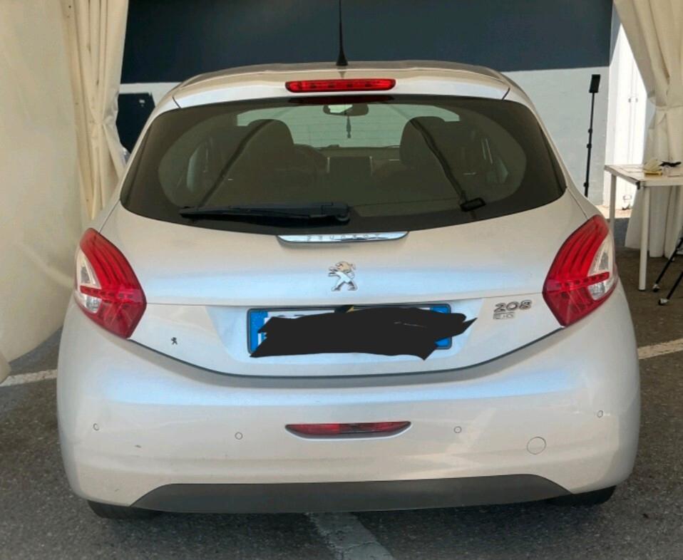 Peugeot 208 1.6 e-HDi 115 CV Stop&Start 2014