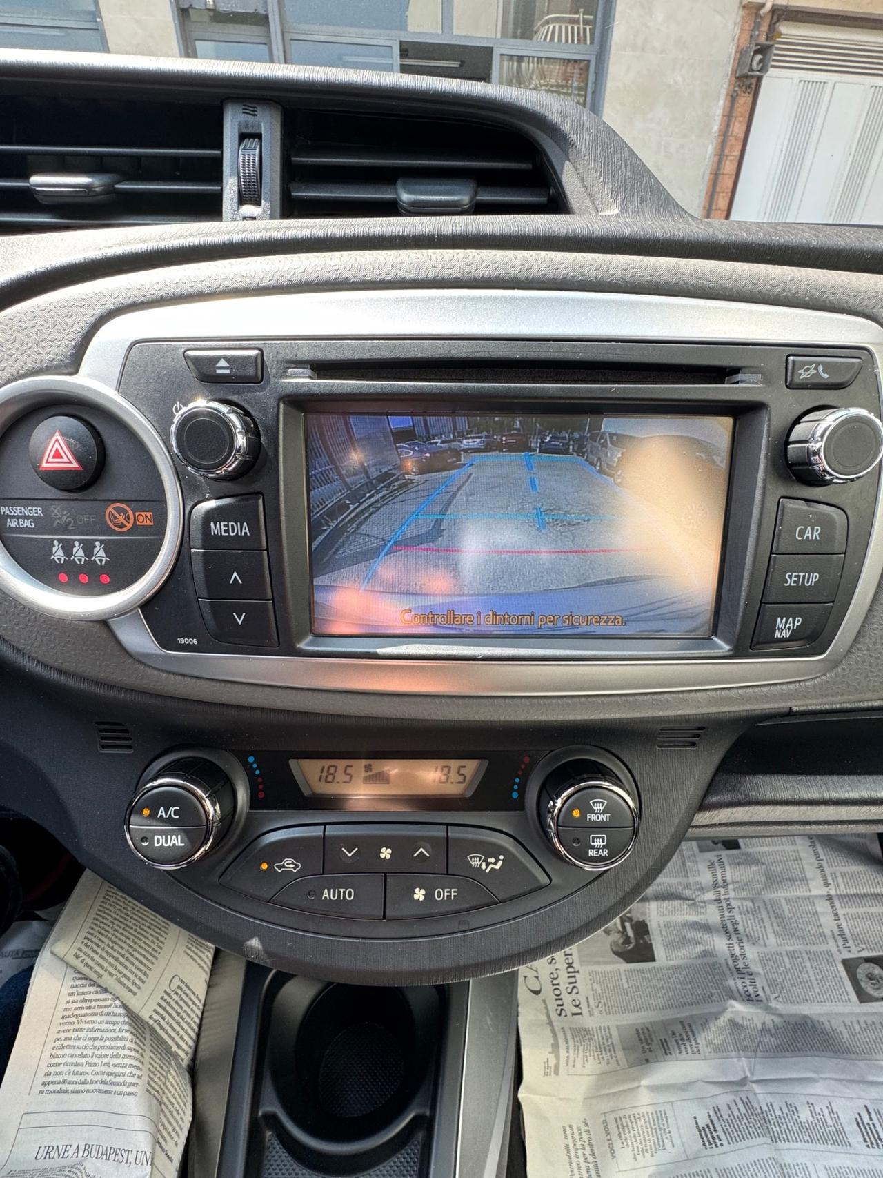 Toyota Yaris 1.0 5 porte Lounge