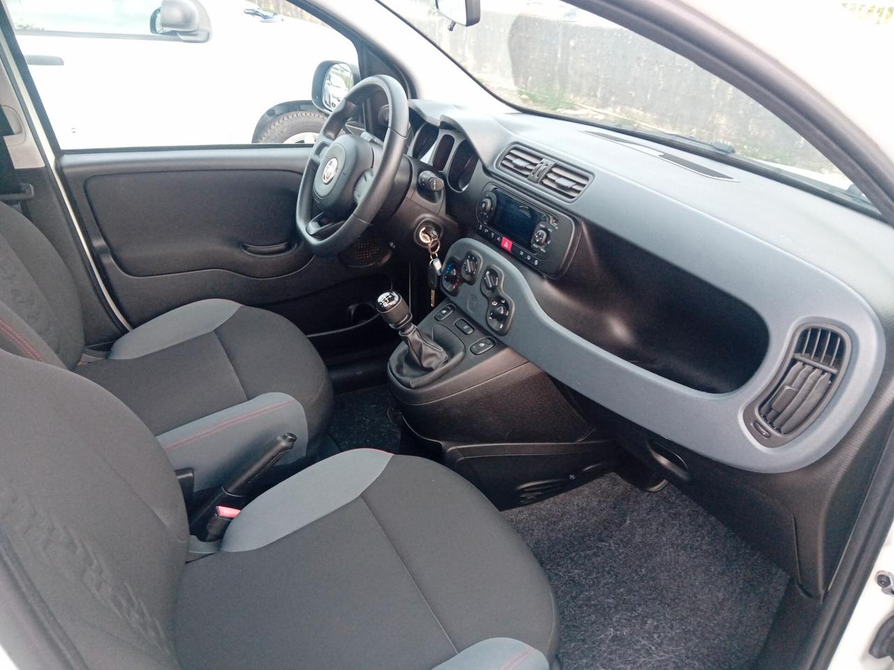 Fiat Panda 1.0 FireFly S&S Hybrid 70 cv