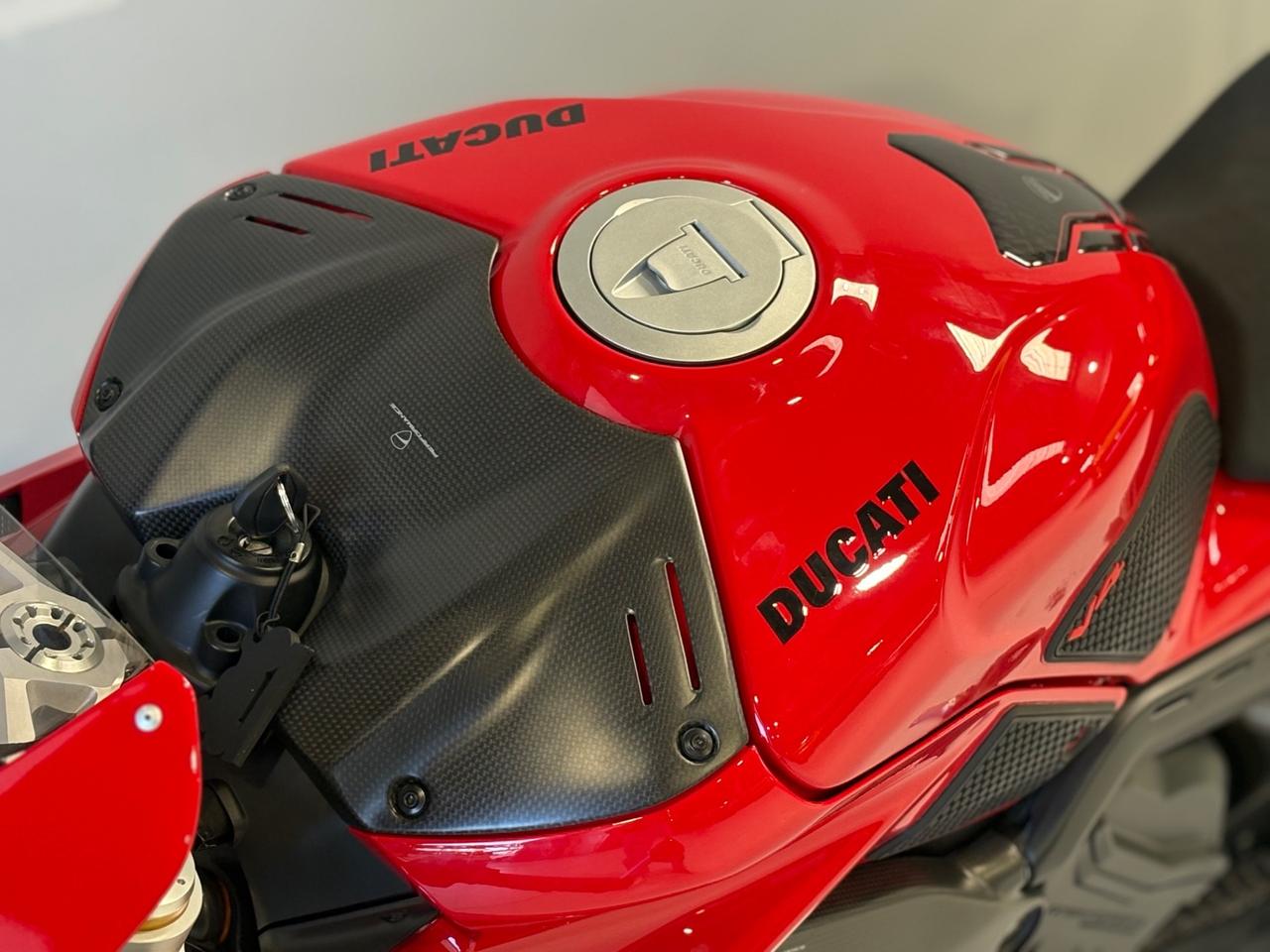 Ducati Panigale V4 S