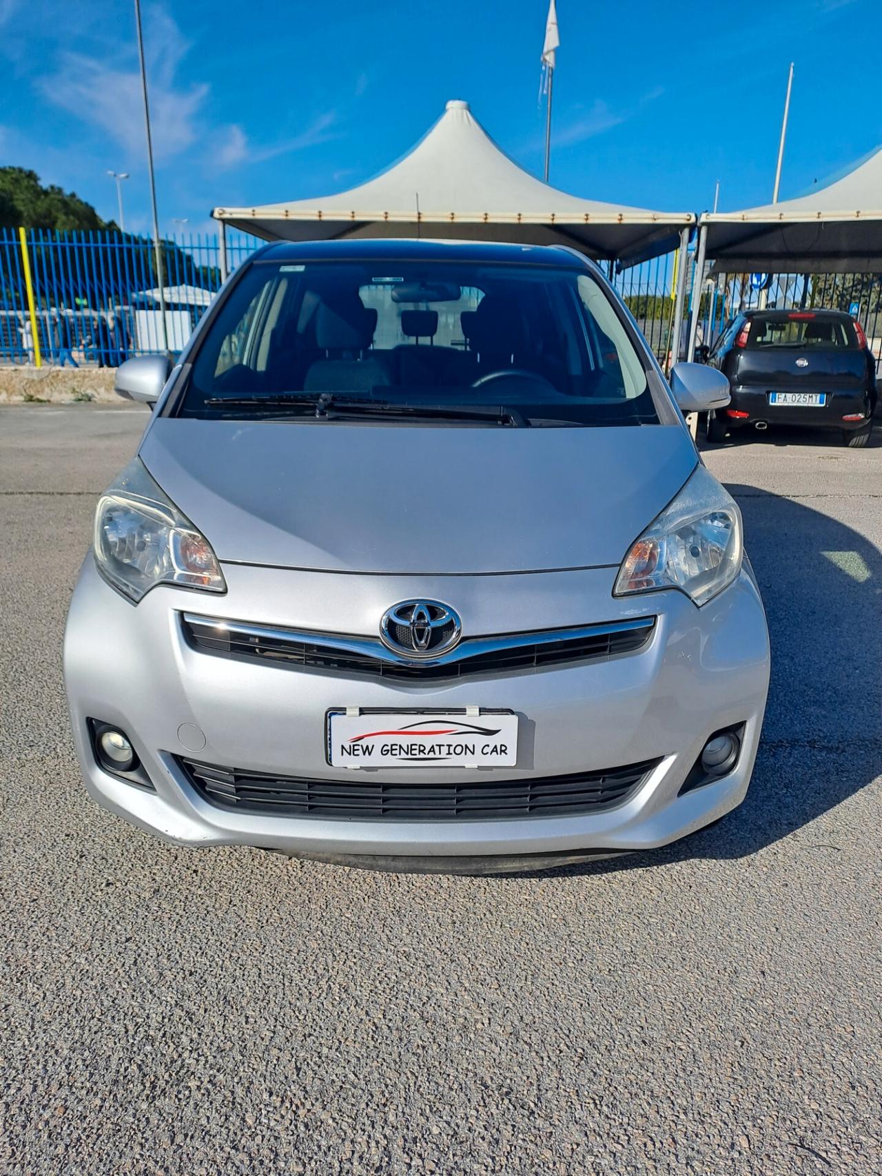 Toyota Verso-S 1.3 MT Style