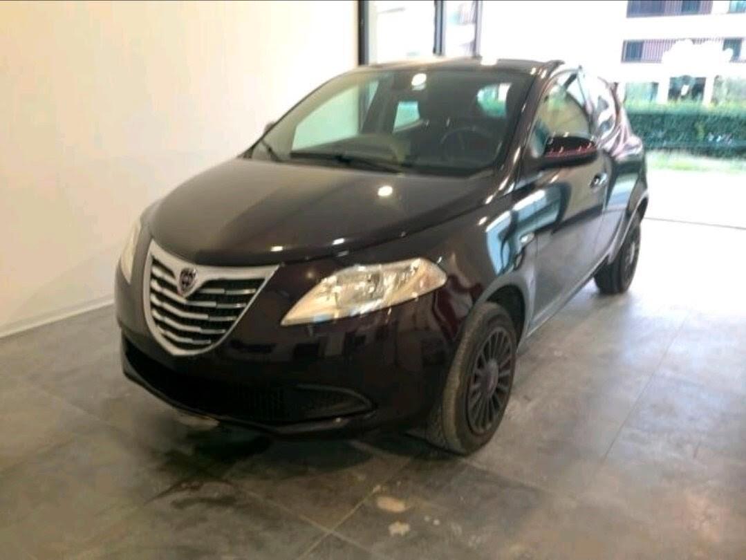 Lancia Ypsilon 0.9 TwinAir 85CV Metano Ecochic