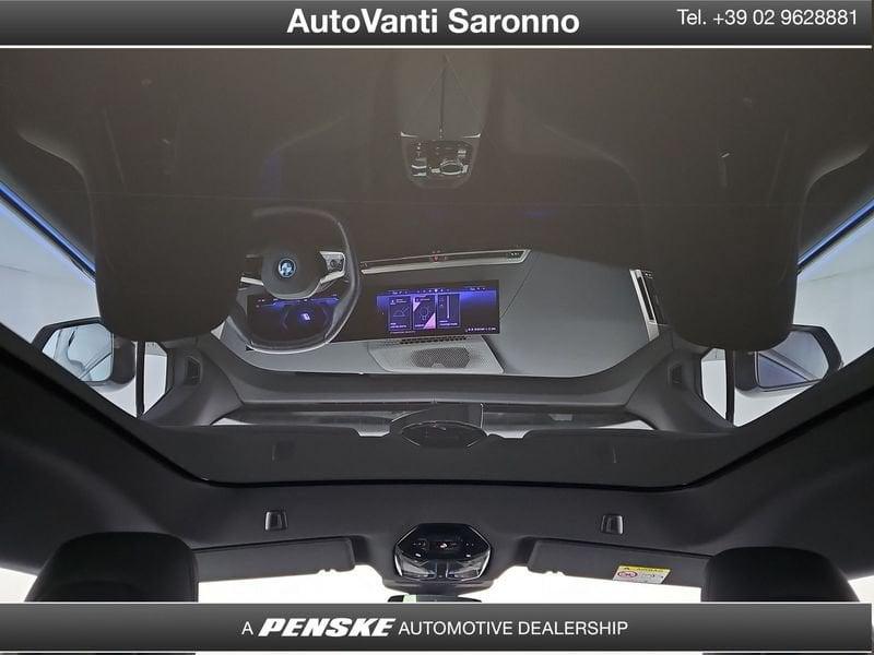 BMW iX iX xDrive50 Pacchetto Sportivo