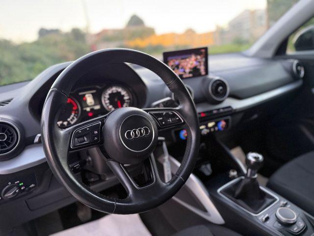 AUDI Q2 30 TDI Identity Black