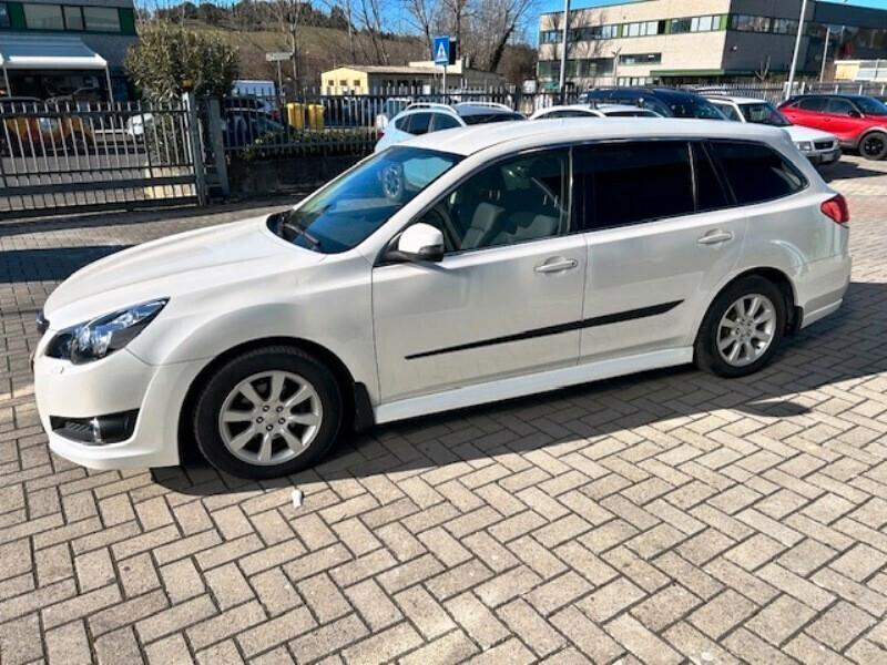 Subaru Legacy 2.0i Bi-Fuel Trend - Con gancio traino