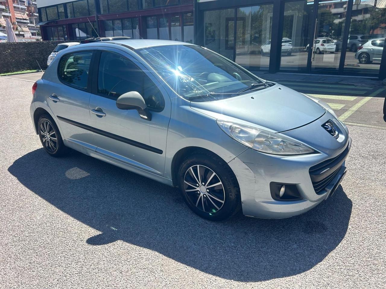 Peugeot 207 1.4 HDi 70CV 5p. XS