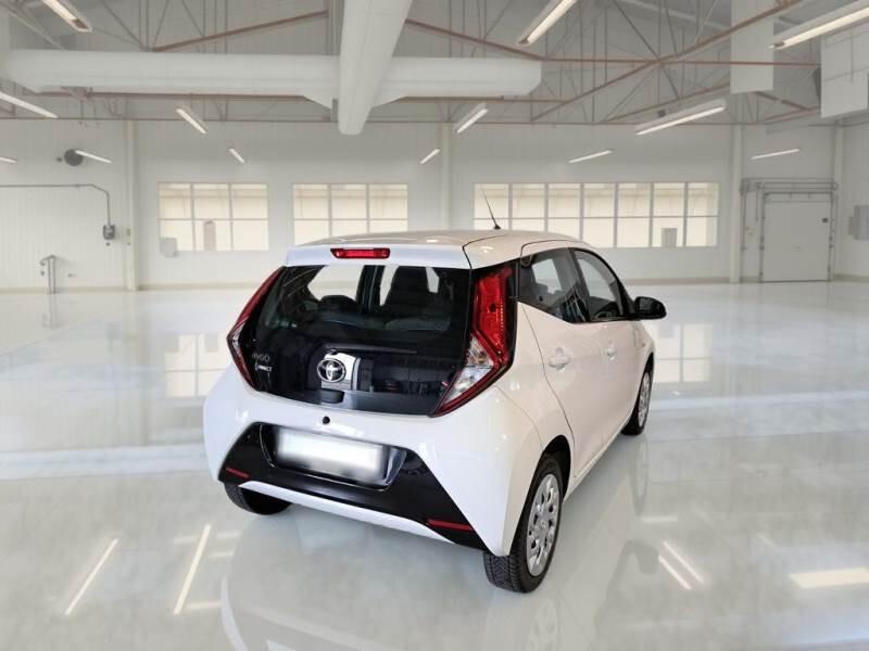 Toyota Aygo Connect 1.0 VVT-i 72 CV 5 porte x-cool