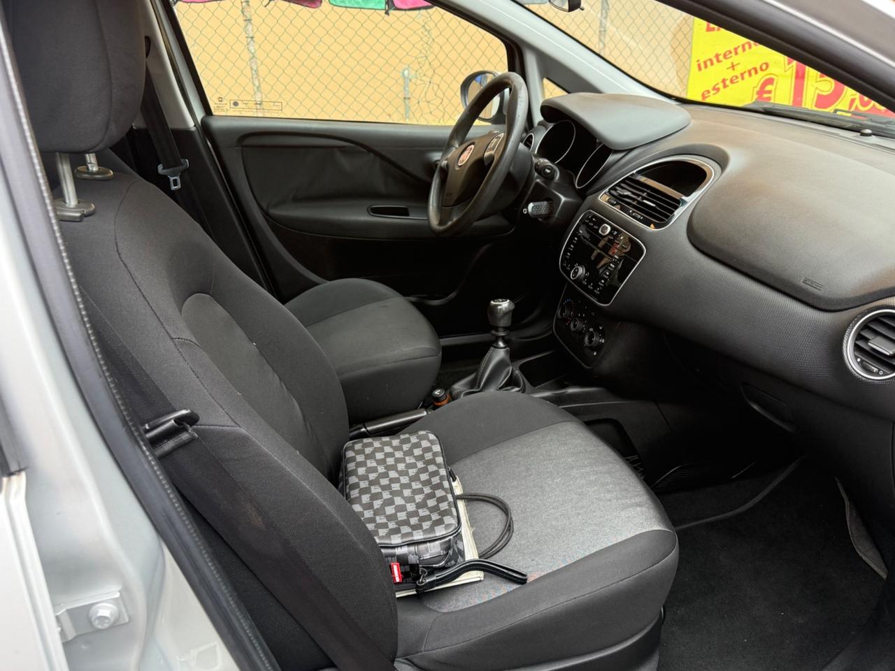 Fiat Punto 1.4 8V 5 porte Natural Power Street