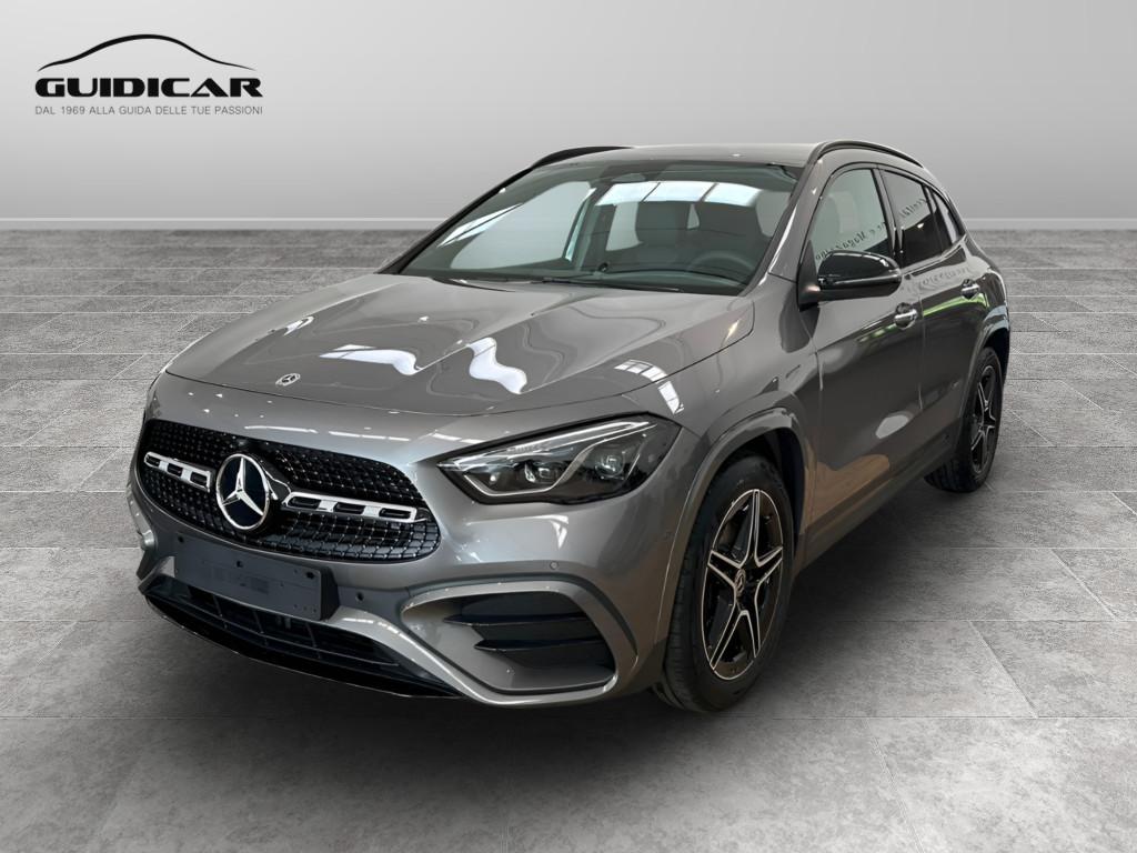 Mercedes-Benz GLA 200 d Automatic 4MATIC