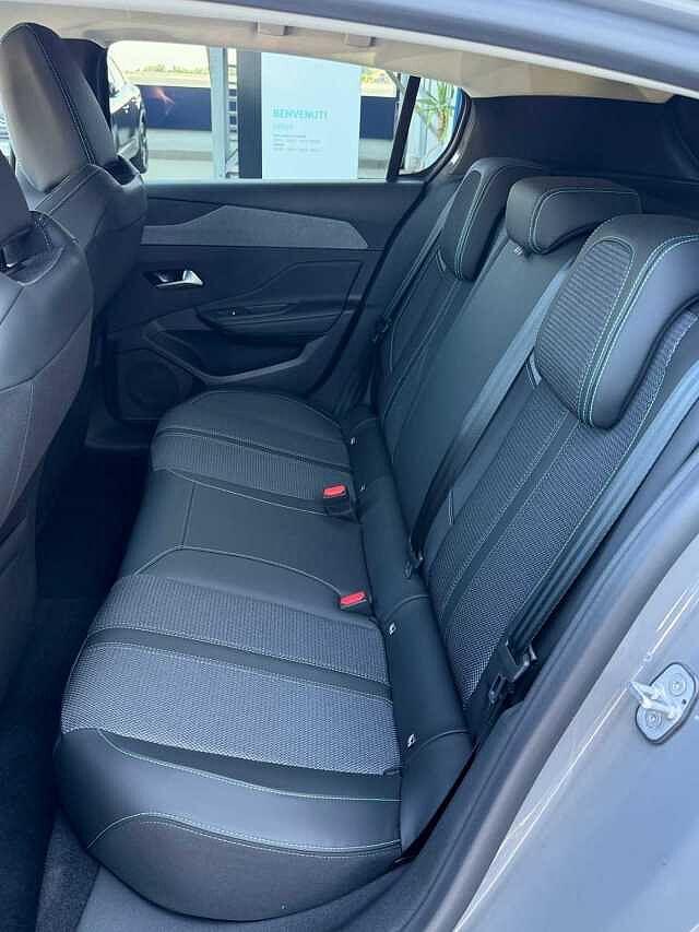 Peugeot 308 BlueHDi 130 S&S EAT8 Allure
