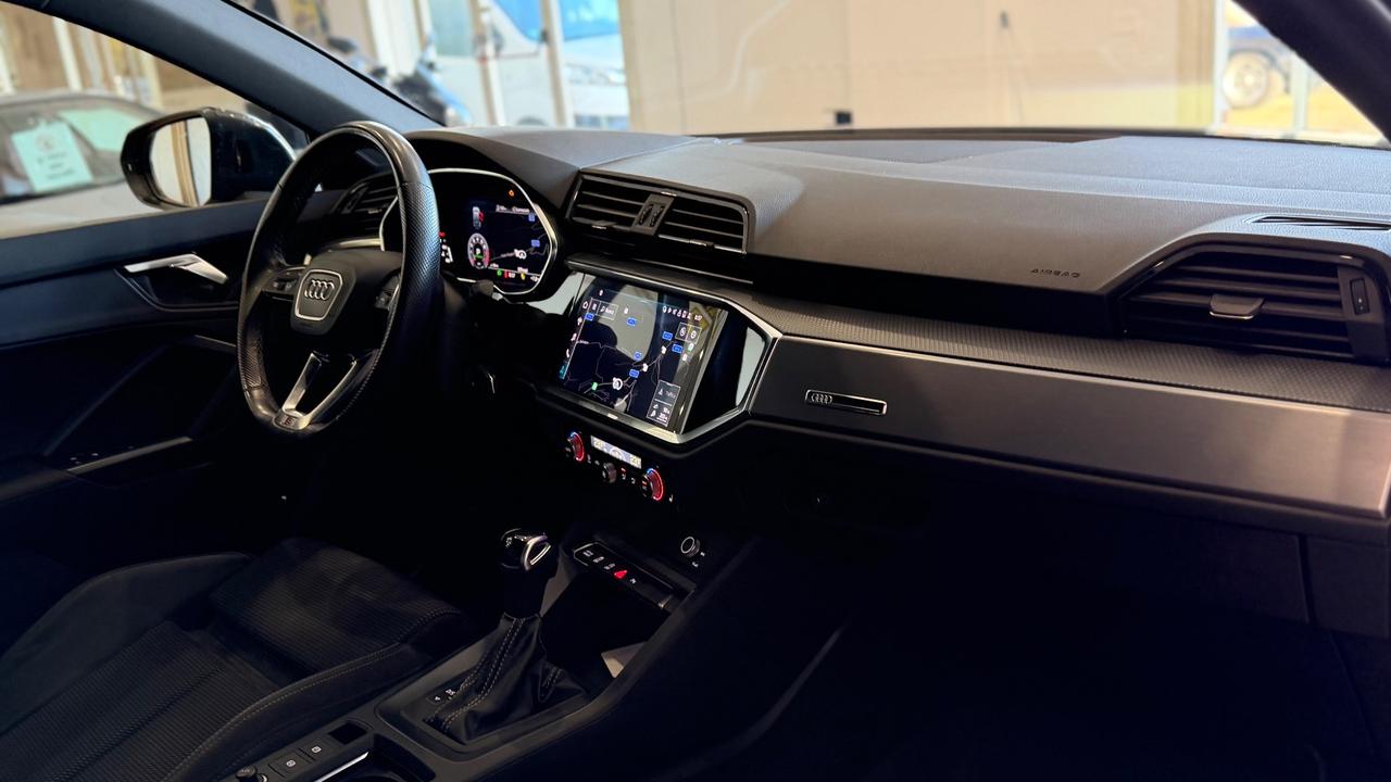 Audi Q3 35 TFSI S tronic line edition