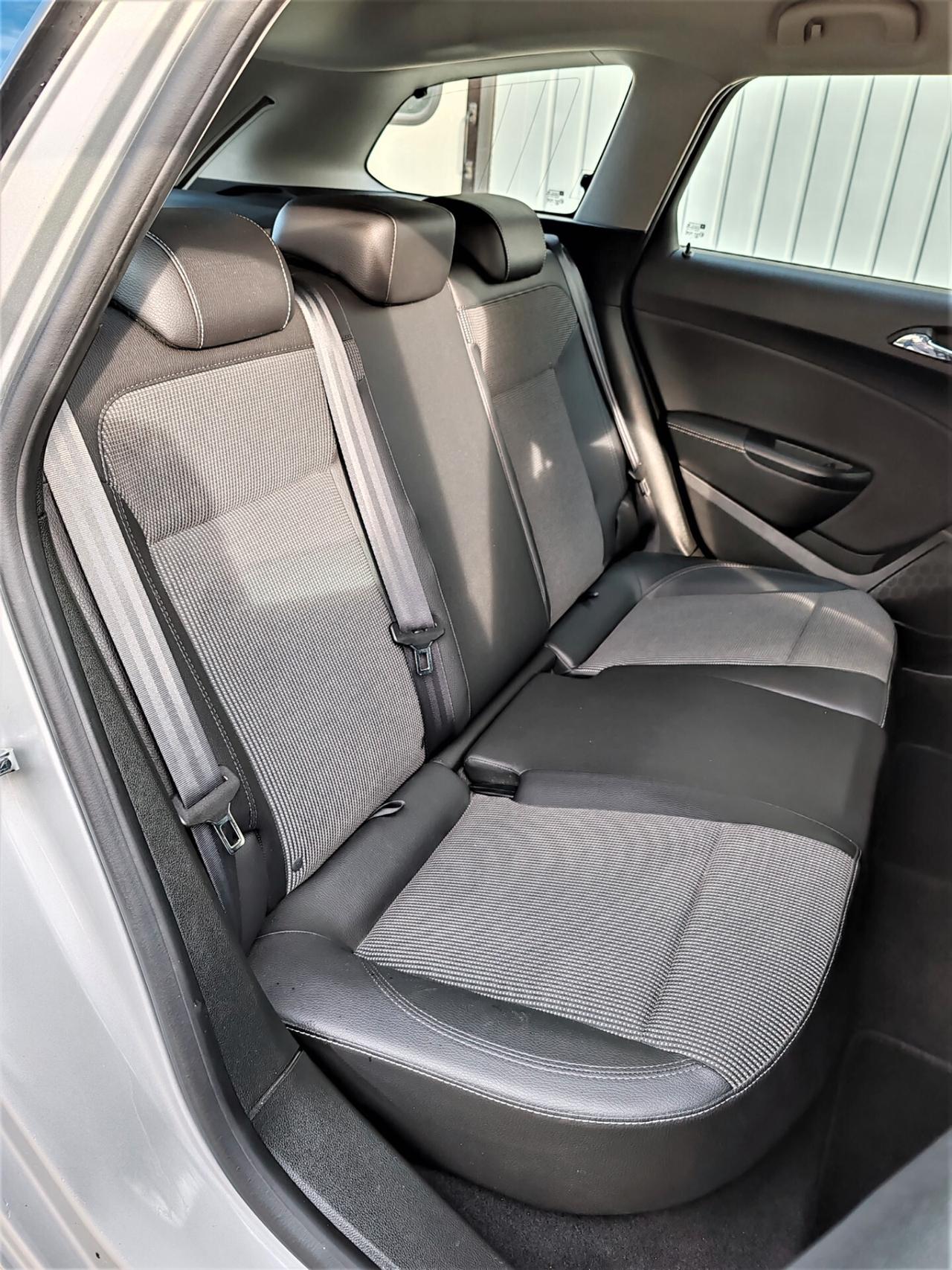 Opel Astra 1.6 CDTI 136CV S&S Sports Tourer Cosmo 2015