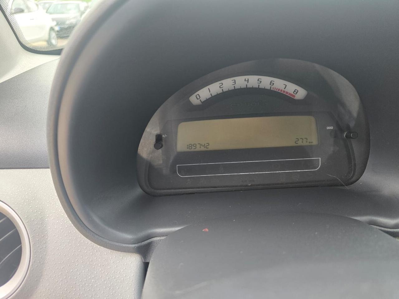 Citroen C3 1.1 airdream Gold by Pinko