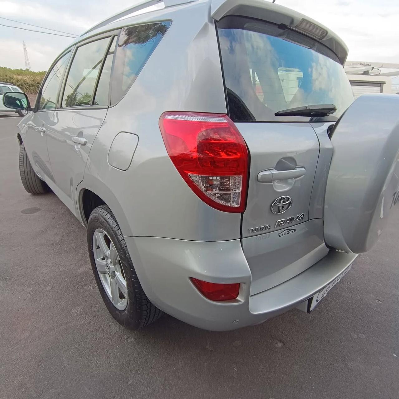 Toyota RAV 4 RAV4 2.2 D-4D 136 CV