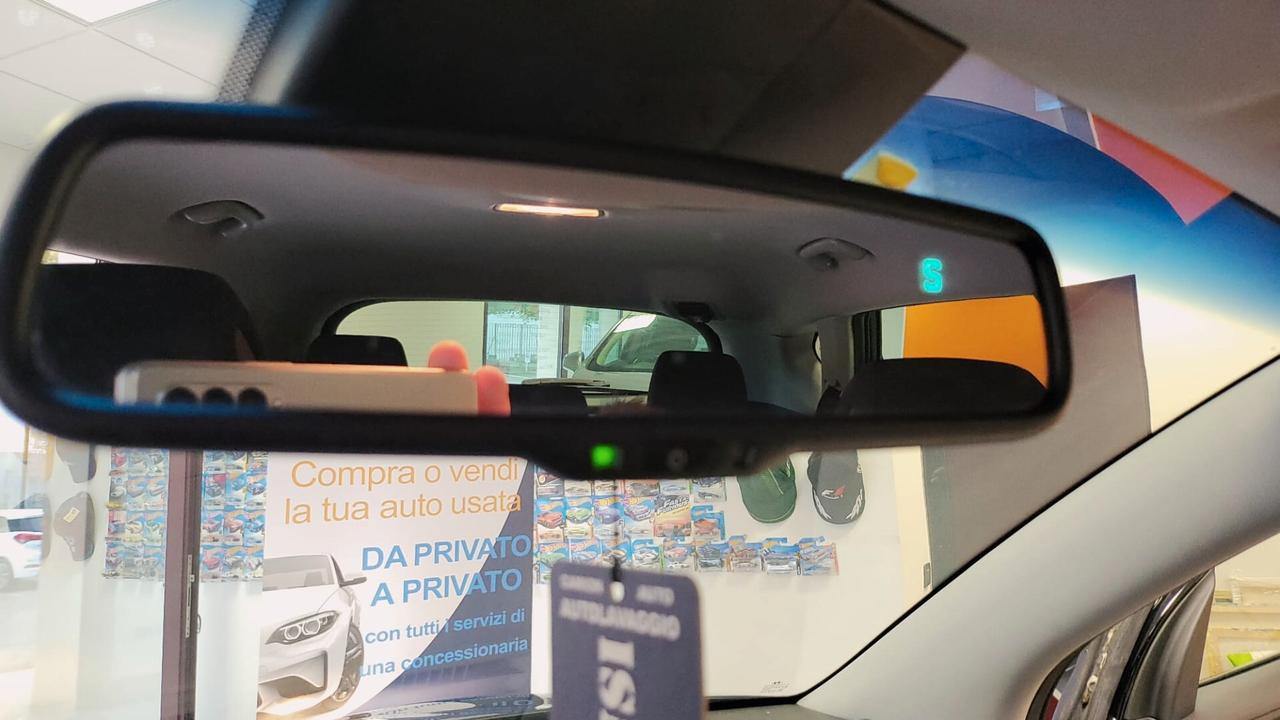HYUNDAI TUCSON 1.7 CRDi XPossible 2W , (115CV)-OTTIME CONDIZIONI-ADATTA ANCHE A NEO PATENTATI
