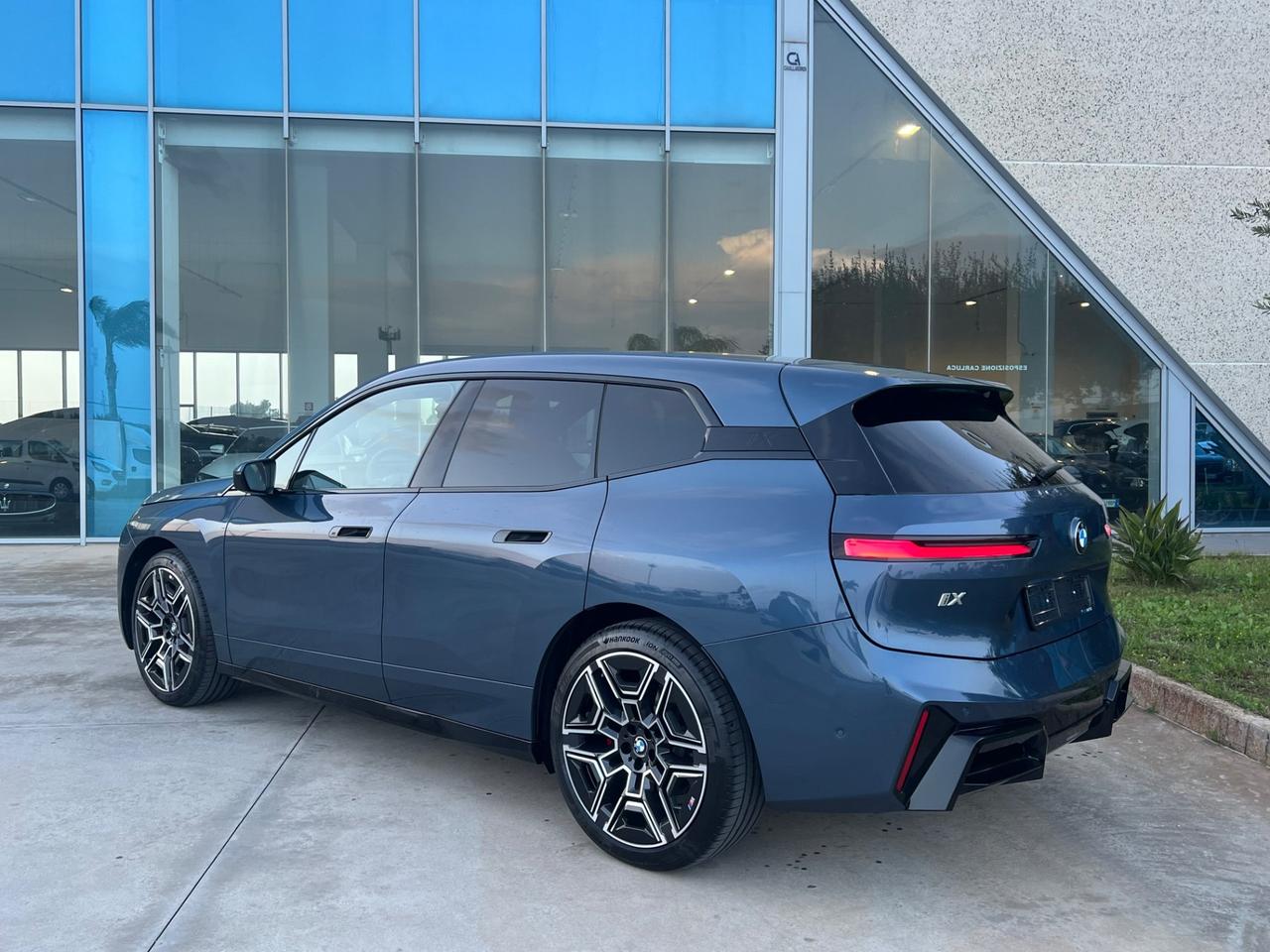 Bmw IX xDrive 45 Msport Pro Super sconto di €39.100