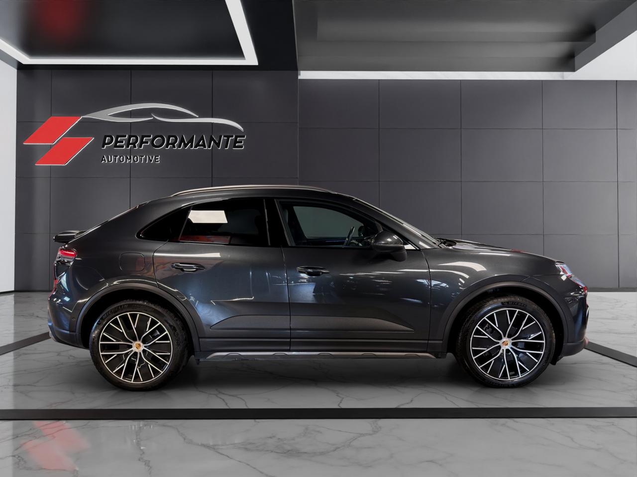 Porsche Macan 4 600km di autonomia, PERFETTA