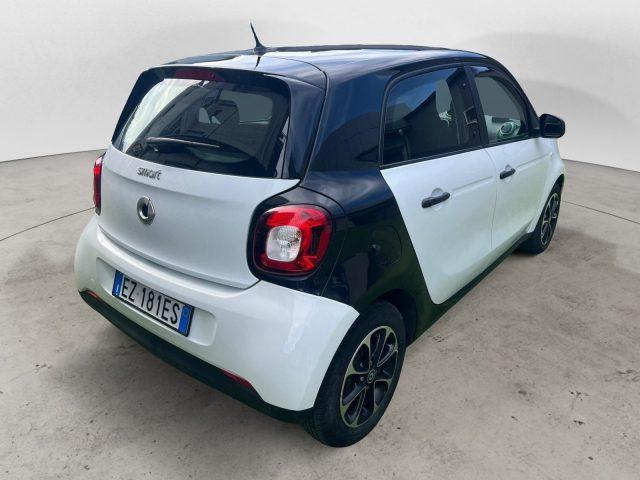 SMART ForFour 70 1.0 52kW youngster