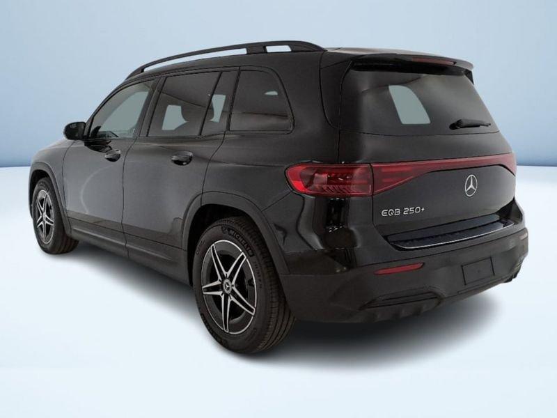 Mercedes-Benz EQB 250+ AMG Line Advanced