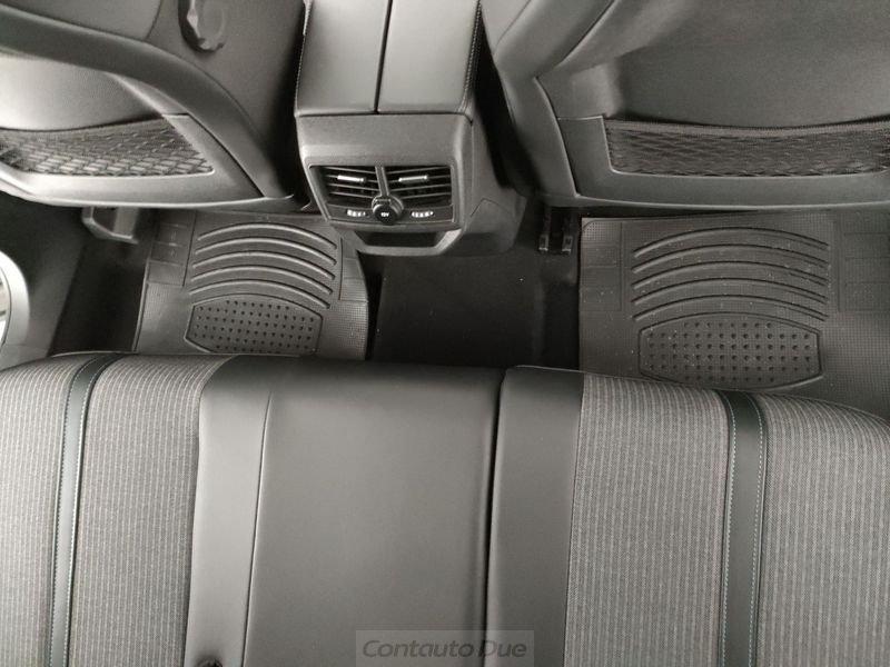 Peugeot 3008 3008 BlueHDi 130 S&S EAT8 Allure