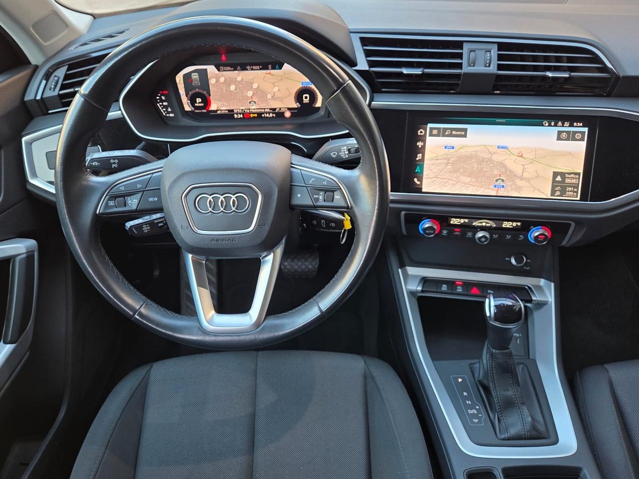 Audi Q3 35 TDI S tronic 150 cv Business