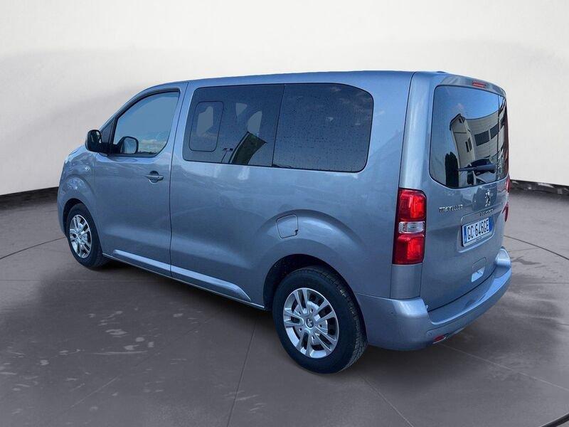 Peugeot Traveller BlueHDi 100 S&S Compact Business
